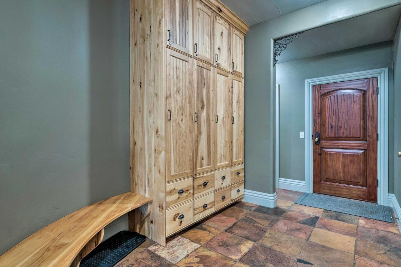 Family-Friendly Utah Vacation Rental Near Skiing! Sandy Exteriör bild